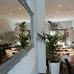 호텔 Hotel Noia 노야