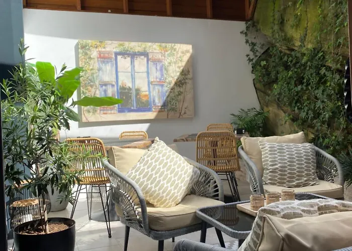 Ξενοδοχείο Hotel Noia