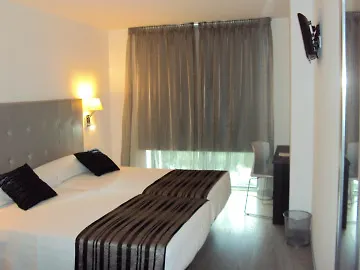 Отель Hotel Noia 3*